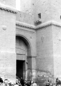 ворота Каира