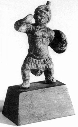 Бронзовая статуэтка гладиатора-гопломаха
