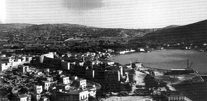 Крепость Чешме на Эгейском побережье Турции
