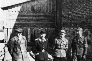 Минск, начало 1944 года. Полицейский из батальона “Шума” носит стандартную униформу