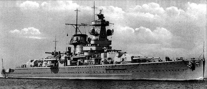 «Адмирал граф Шпее» в походе у побережья Германии
