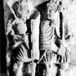Рельеф принципии в Майнце, изображающий легионера и “сигнифера” на марше. Середина – конец I в. н.э.