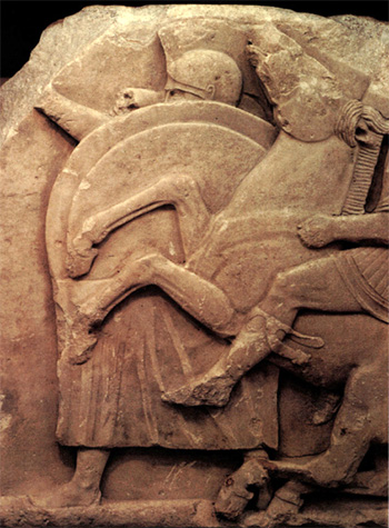 Рельеф, изображающий гоплита и всадника. Надгробье (390-380 гг. до н.э)